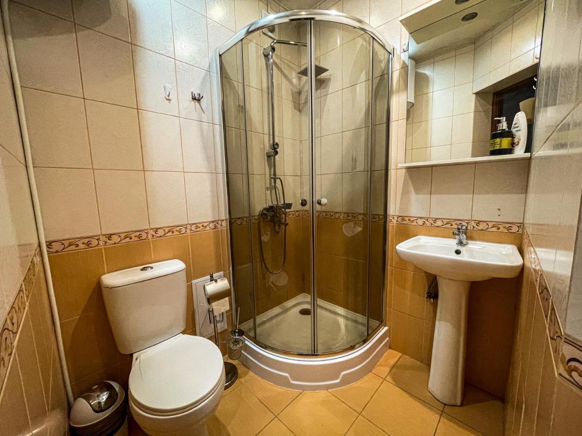Greta - Стильная Студия В Центре На Шевченка Krementchouk Extérieur photo