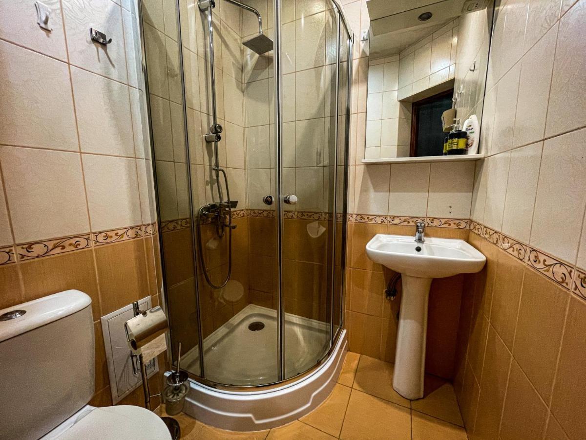 Greta - Стильная Студия В Центре На Шевченка Krementchouk Extérieur photo